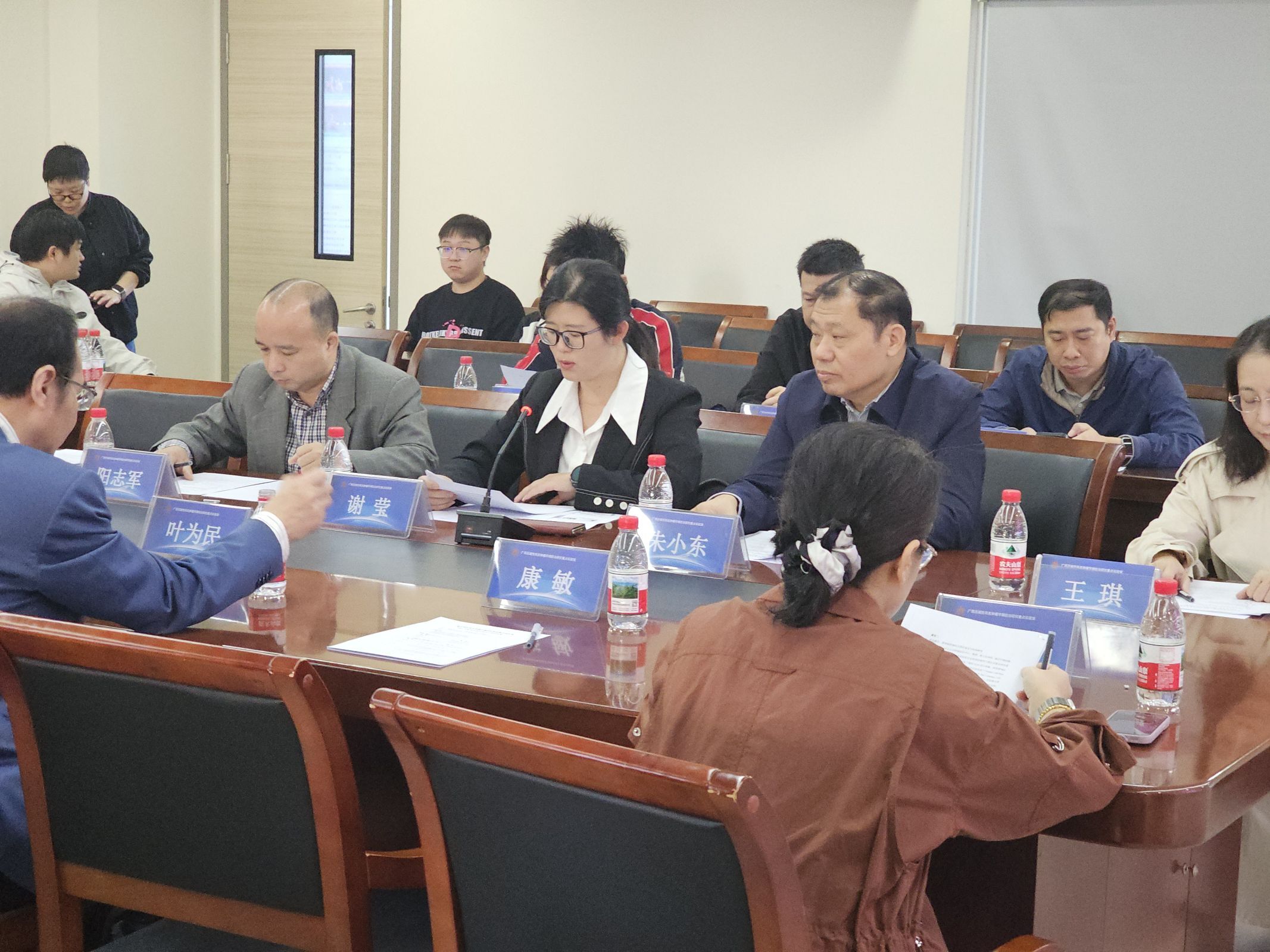 1.jpeg 英国上市公司365