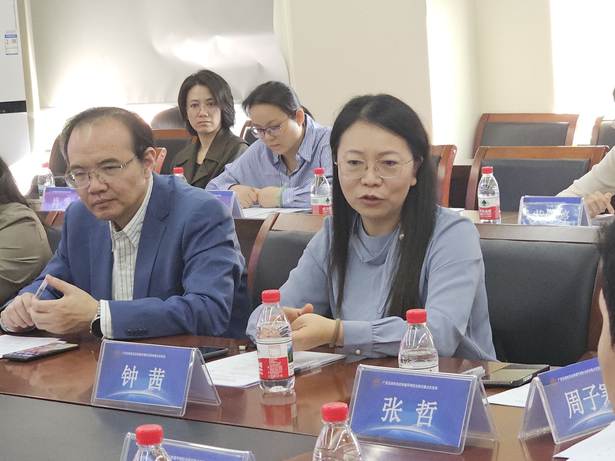 2.jpeg 英国上市公司365